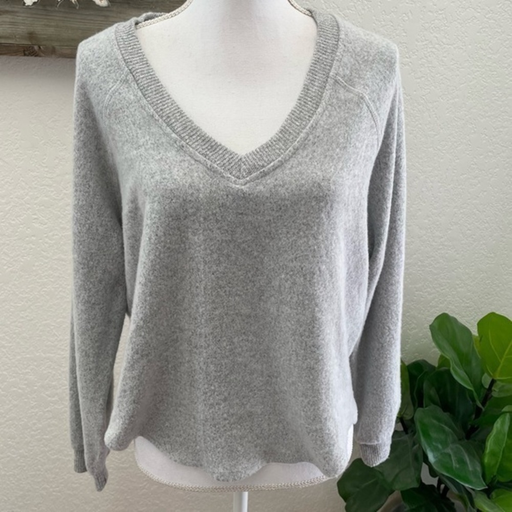 Evereve oversized cozy v-neck sweatshirt top size‎ XS